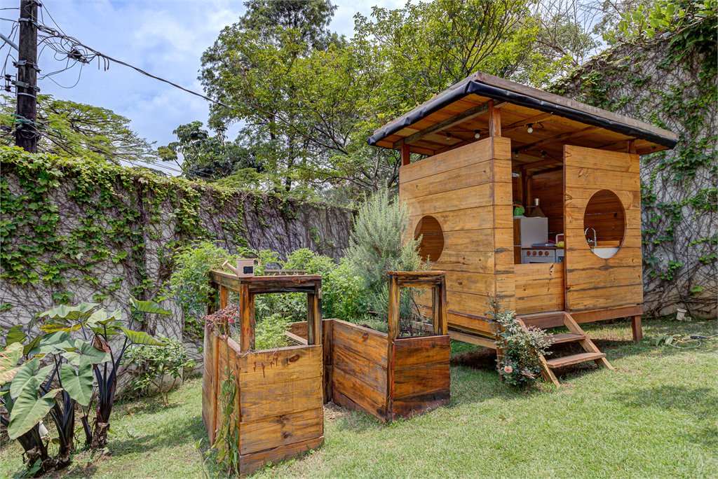 Casa à venda com 3 suítes em Alto da Boa Vista, São Paulo, SP
