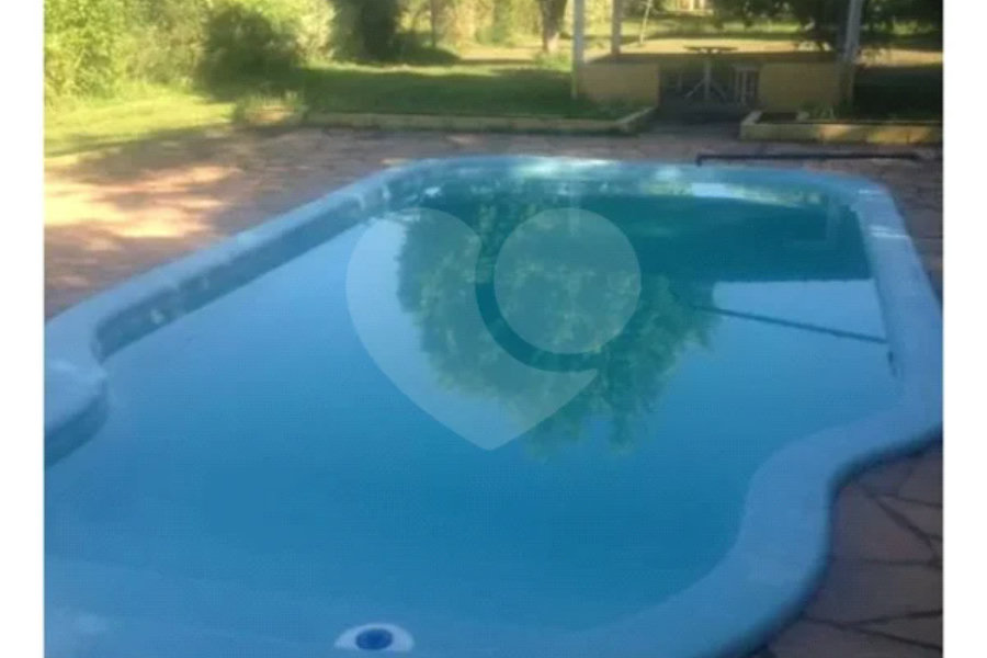Chácara à venda com 5 quartos, sendo 2 suítes, em Chácara Recreio Danubio, Holambra, SP