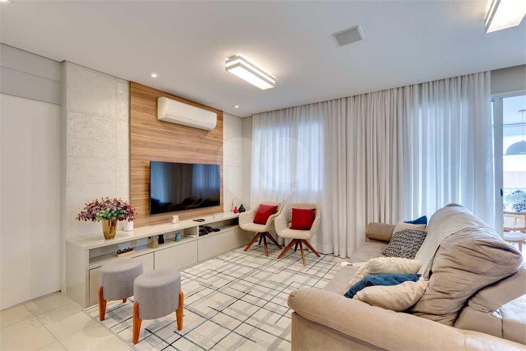 Apartamento à venda com 3 suítes em Santo Amaro, São Paulo, SP