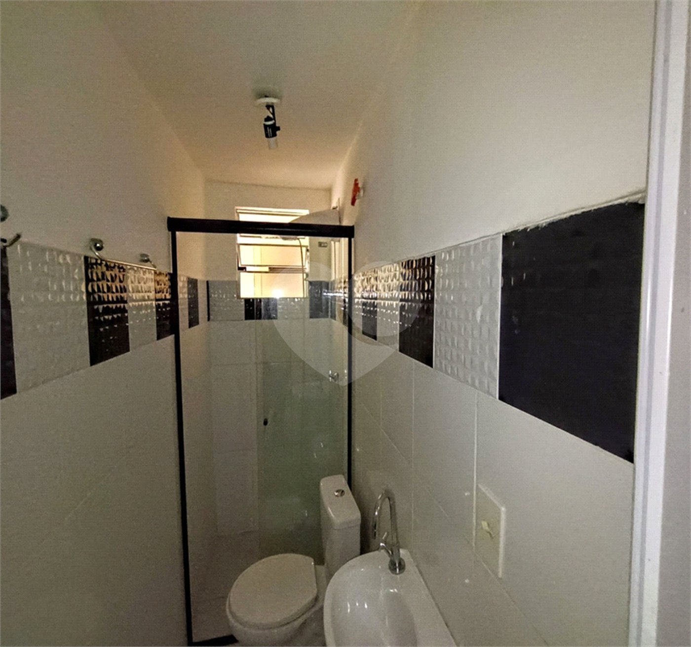 Casa para alugar com 1 quarto no condomínio Cond R Claudio Rodrigues Lopes, São Paulo - SP