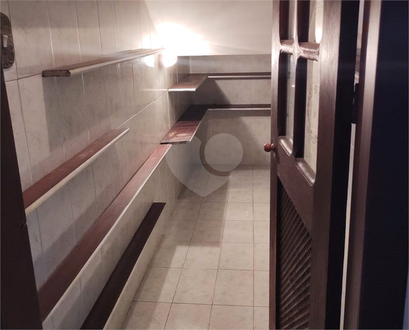 Sobrado à venda com 2 quartos, sendo 1 suíte, em Parque das Rosas, Itu, SP
