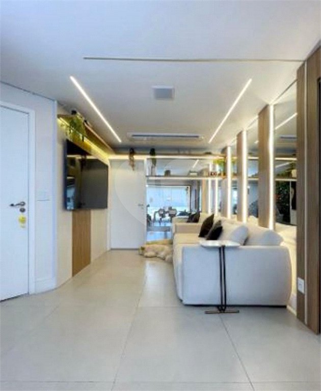 Apartamento à venda com 3 quartos, sendo 1 suíte, em Vila Guilherme, São Paulo, SP