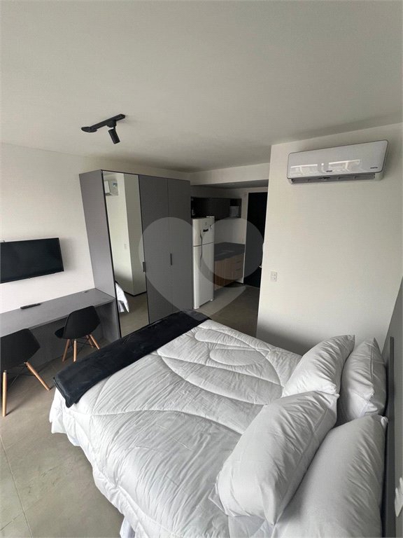 Apartamento à venda ou para alugar com 1 suíte em Indianópolis, São Paulo, SP