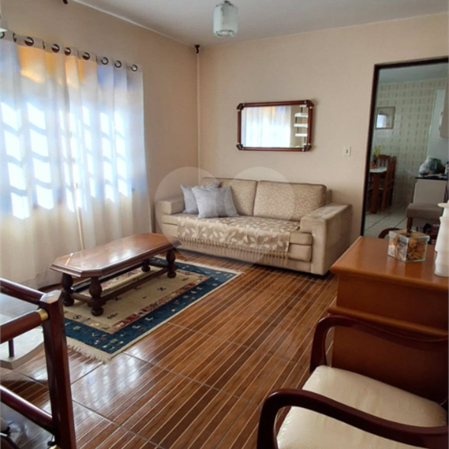 Casa à venda com 3 quartos em Jaraguá, São Paulo, SP