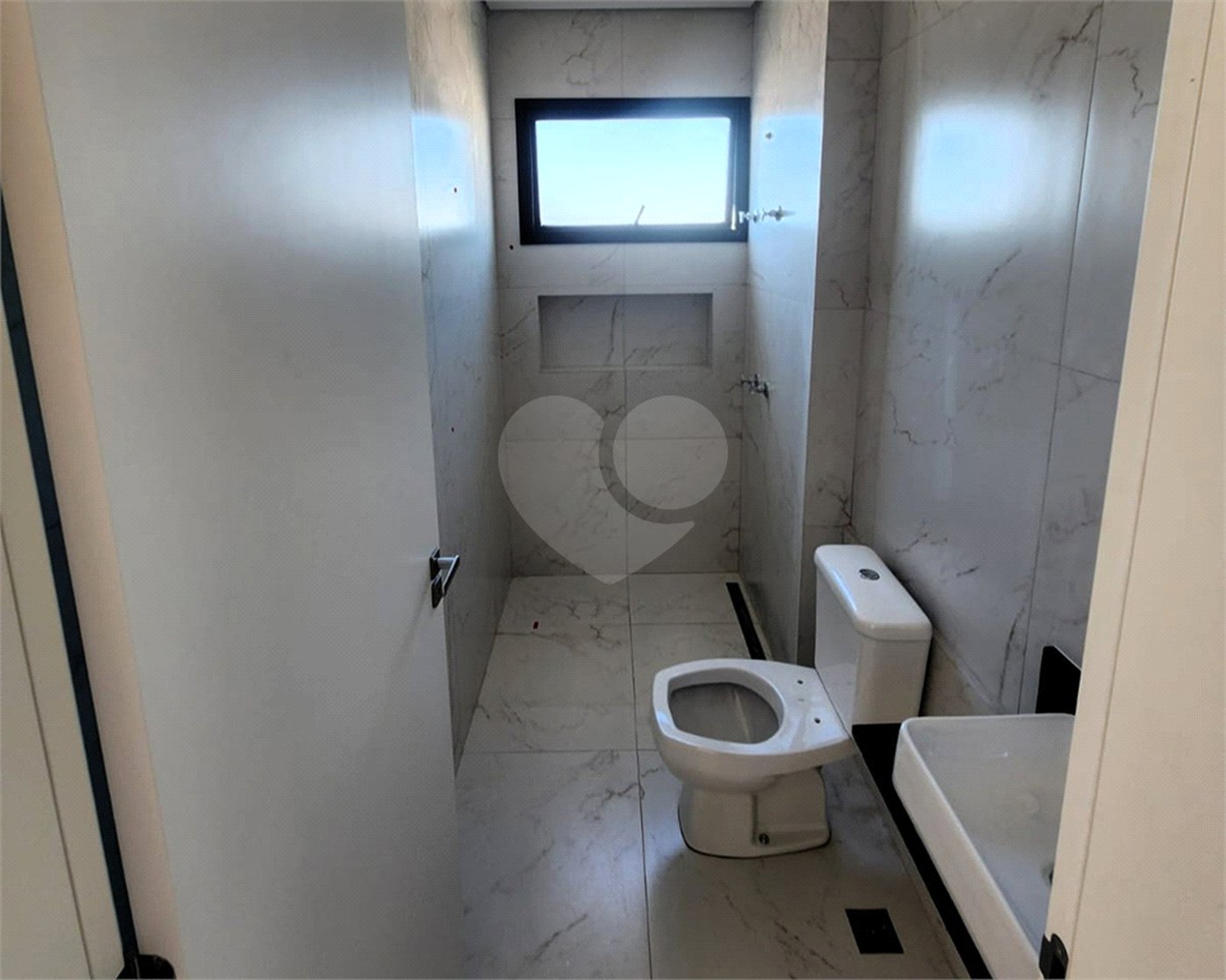 Apartamento à venda ou para alugar com 3 suítes em Vila Lucy, Sorocaba, SP