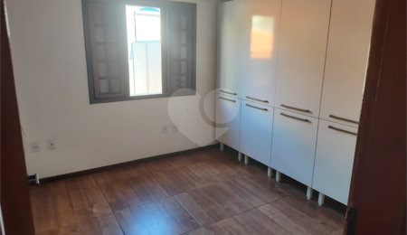 Casa para alugar com 3 quartos, sendo 1 suíte, em Jardim do Lago, Atibaia, SP