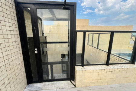 Apartamento com 2 dormitórios à venda, 65 m² por R$ 950.000,00 - Ponta da Praia - Santos/SP