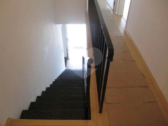 Casa à venda com 4 quartos, sendo 2 suítes,  em Moema, São Paulo, SP