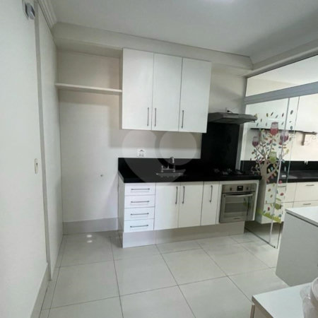 Apartamento à venda com 3 quartos, sendo 1 suíte, no Centro, Itapetininga, SP