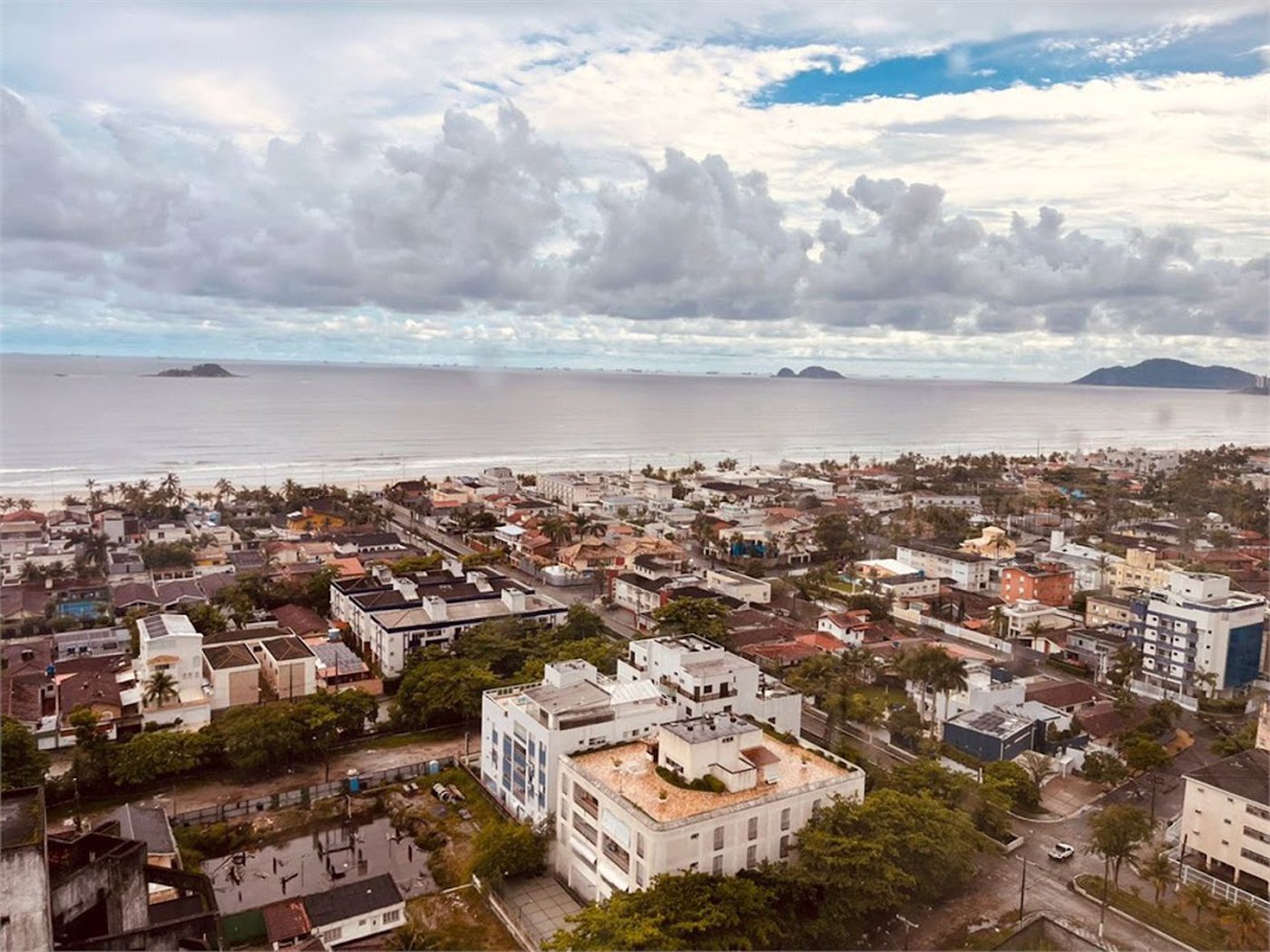 Apartamento com 3 dormitórios à venda, 285 m² por R$ 3.490.000,00 - Jardim Virginia - Guarujá/SP