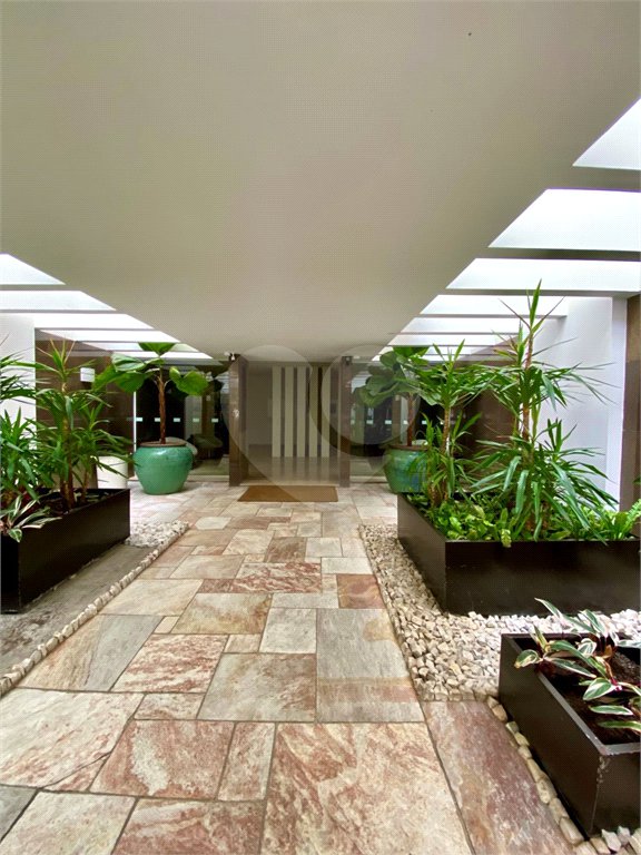 Apartamento para alugar com 3 quartos, sendo 1 suíte, em Jardim Europa, São Paulo, SP