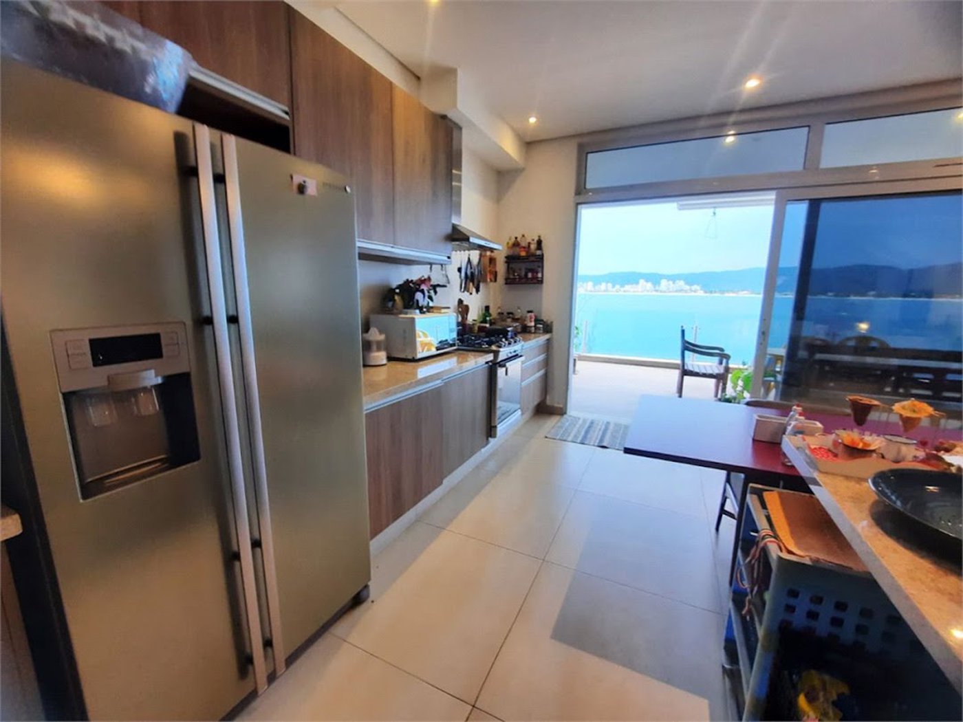 Casa Residencial à venda, Loteamento João Batista Julião, Guarujá - CA0024.