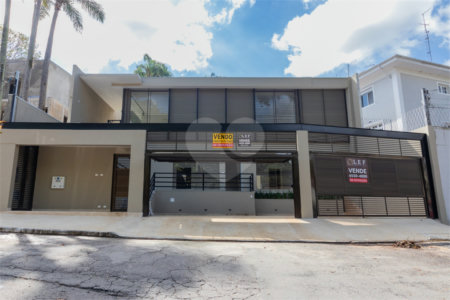 Casa à venda com 4 quartos, sendo 1 suíte, em Jardim Guedala, São Paulo, SP