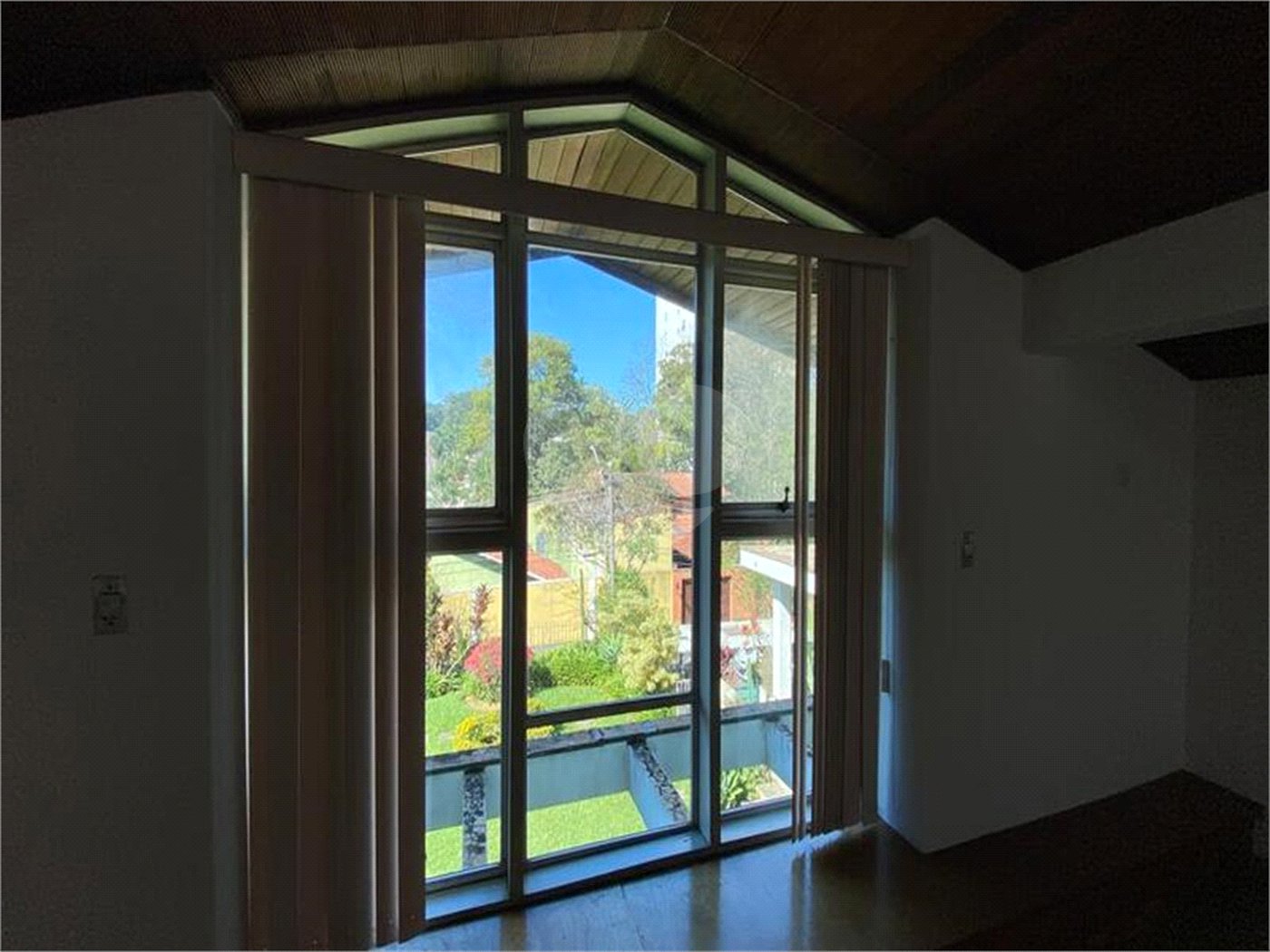 Casa Térrea à venda com 4 quartos, sendo 2 suítes, em Jardim Floresta, São Paulo, SP