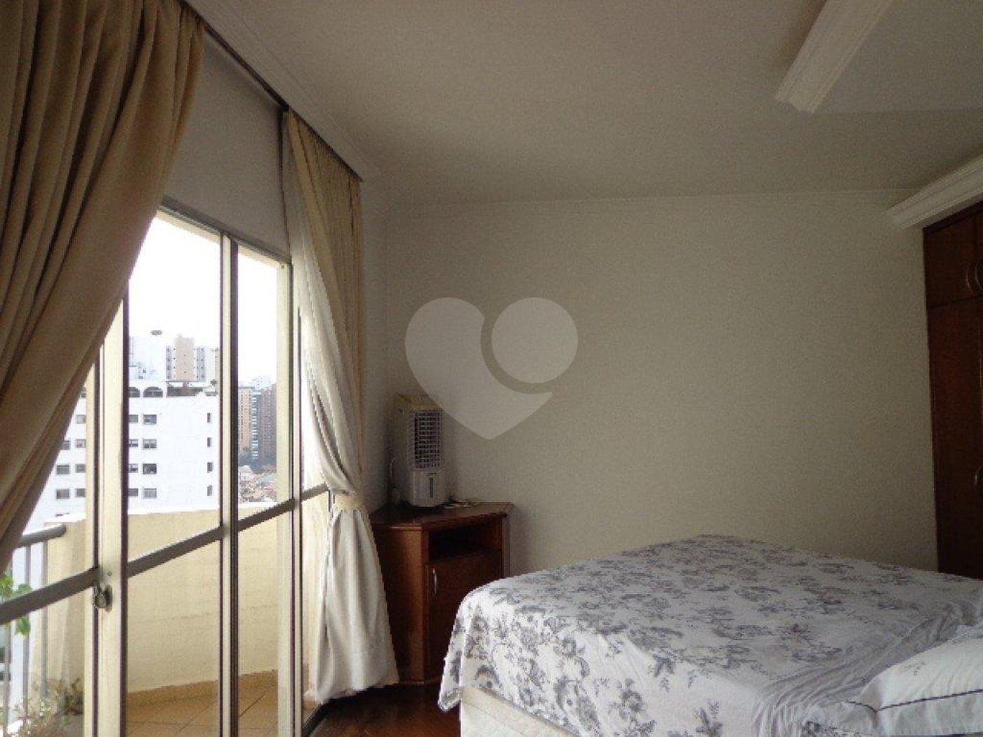 Cobertura à venda com 4 quartos, sendo 2 suítes, em Santana, São Paulo, SP
