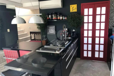 Cobertura à venda com 3 quartos, sendo 1 suíte,  em Vila Andrade, São Paulo, SP