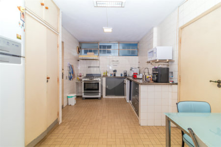 Apartamento à venda com 4 quartos, sendo 1 suíte,  em Higienópolis, São Paulo, SP