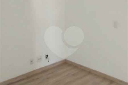 Apartamento à venda com 3 quartos, sendo 1 suíte,  em Vila Suissa, Mogi das Cruzes, SP