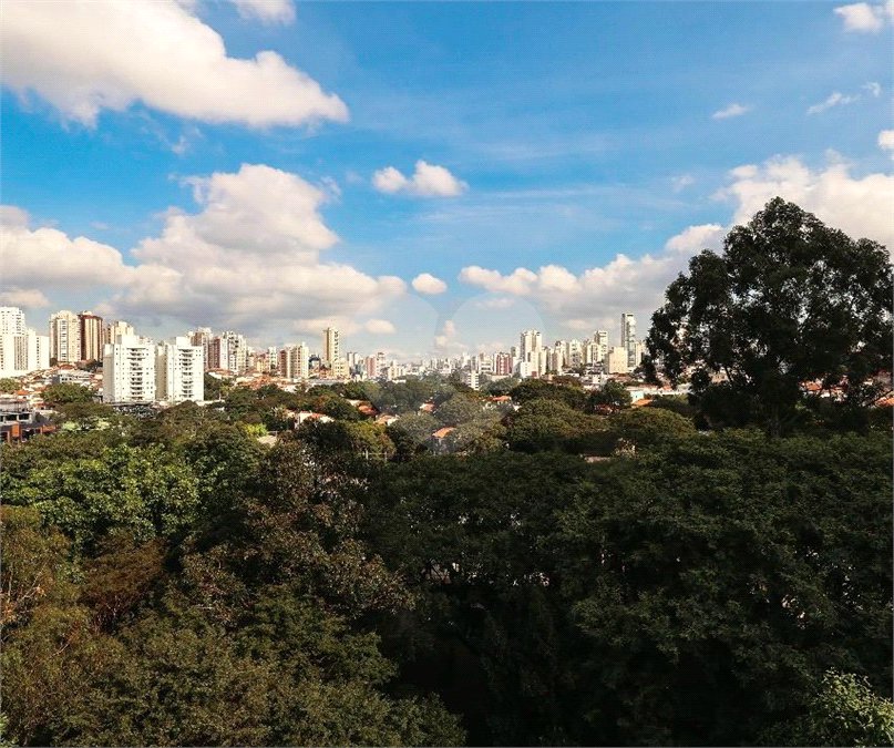 Apartamento à venda com 3 suítes em Jardim Aurélia, São Paulo, SP