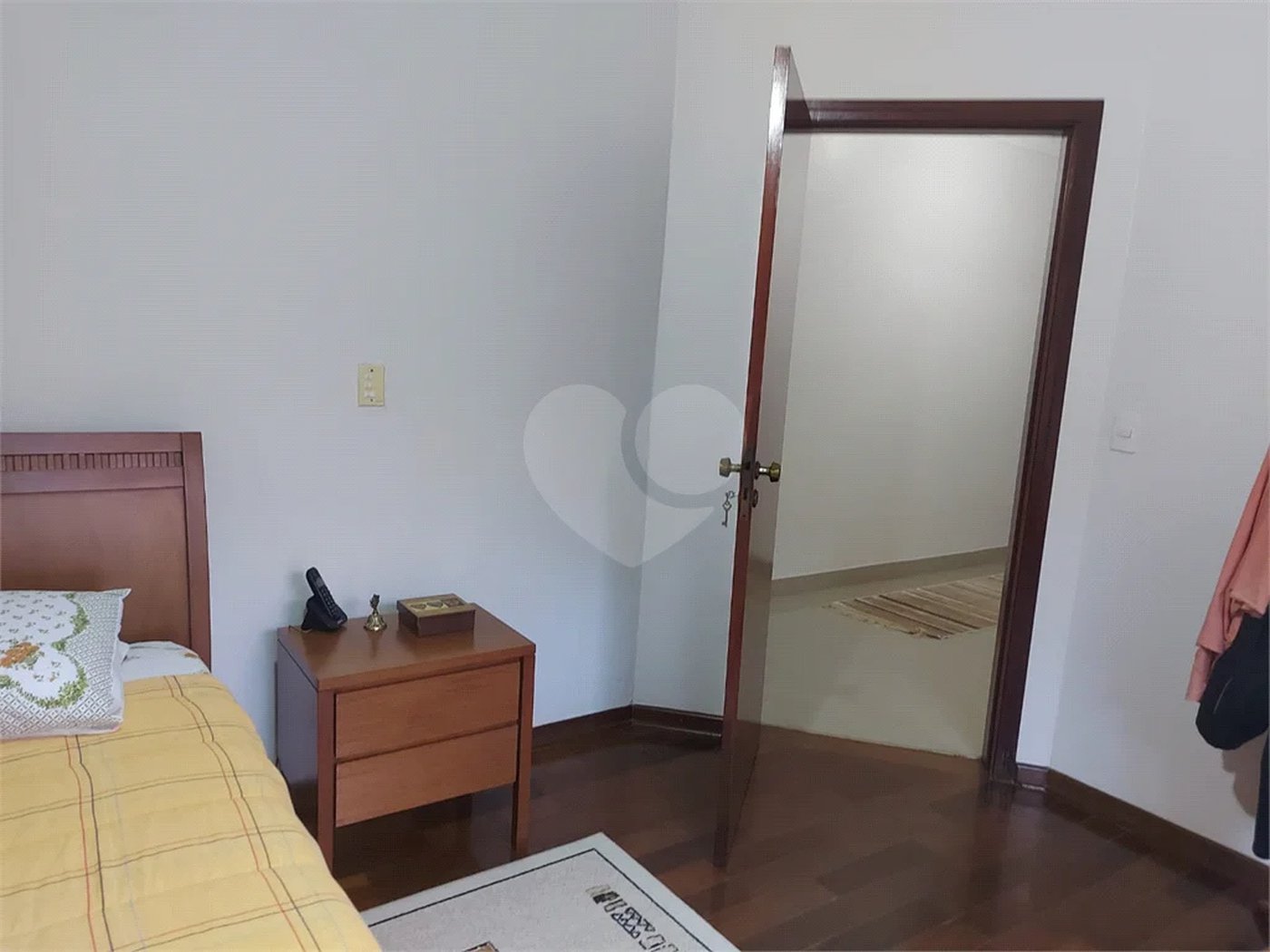 Casa à venda com 4 quartos, sendo 3 suítes, no Centro, Vinhedo, SP