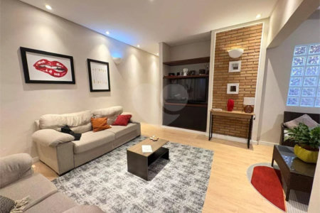 Casa à venda com 2 quartos em Vila Galvão, Guarulhos, SP