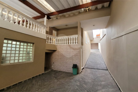 Casa à venda com 4 quartos, sendo 1 suíte, em São Judas, São Paulo, SP