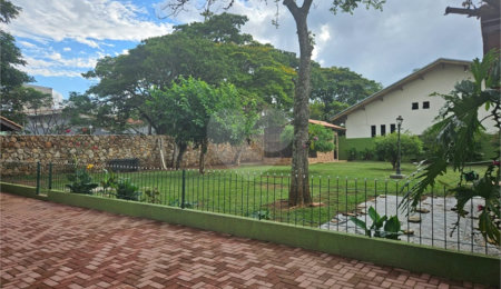 Casa à venda com 4 quartos, sendo 3 suítes, em Jardim Tapajós, Atibaia, SP