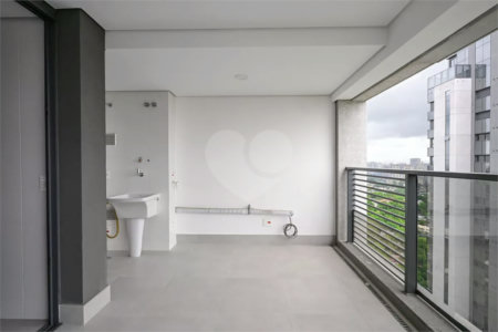 Apartamento à venda com 3 suítes,  em Jardim Fonte do Morumbi, São Paulo, SP