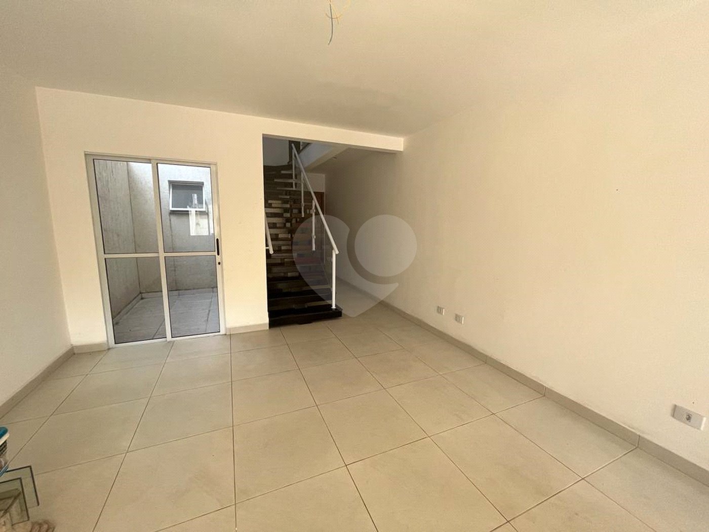 Sobrado à venda com 3 quartos, sendo 1 suíte, em Jaçanã, São Paulo, SP