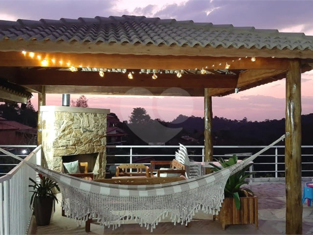 Casa à venda com 3 quartos, sendo 1 suíte,  em Serra da Cantareira, Mairiporã, SP