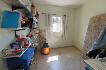 Sobrado à venda com 4 quartos em Jardim Esther, São Roque, SP