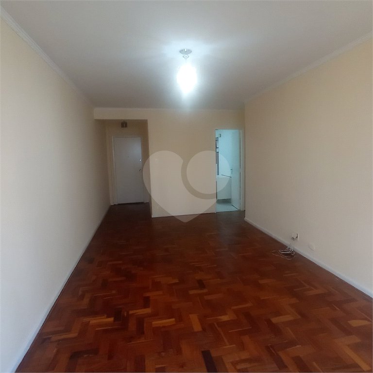 Apartamento à venda com 3 quartos, sendo 1 suíte, em Pinheiros, São Paulo, SP