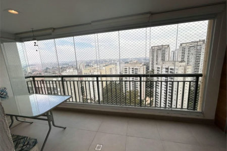 Apartamento à venda com 3 quartos, sendo 1 suíte, em Vila Andrade, São Paulo, SP