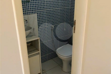 Apartamento à venda com 2 quartos, sendo 1 suíte,  em Vila Santana, Mogi das Cruzes, SP
