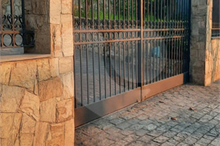 Sobrado à venda com 4 quartos, sendo 2 suítes, em Jardim São Bento, São Paulo, SP