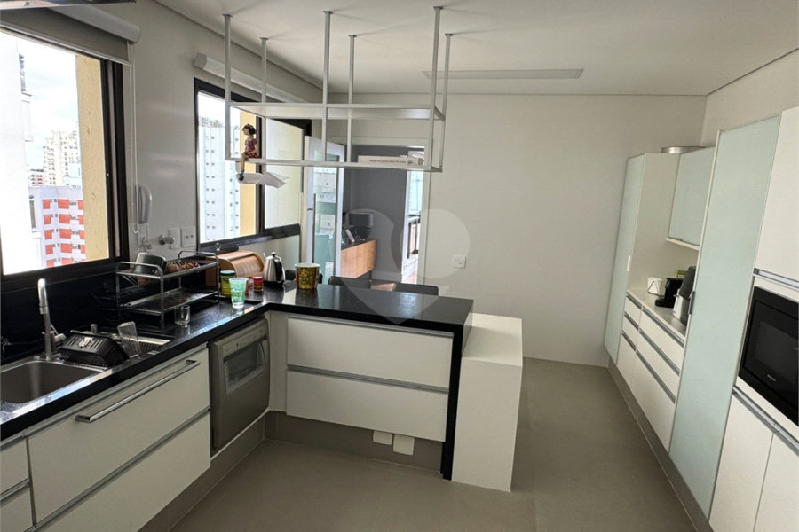 Apartamento à venda com 4 suítes em Paraíso, São Paulo, SP