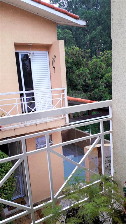 Casa à venda com 3 quartos, sendo 1 suíte,  no condomínio Jardim das Palmas, São Paulo - SP