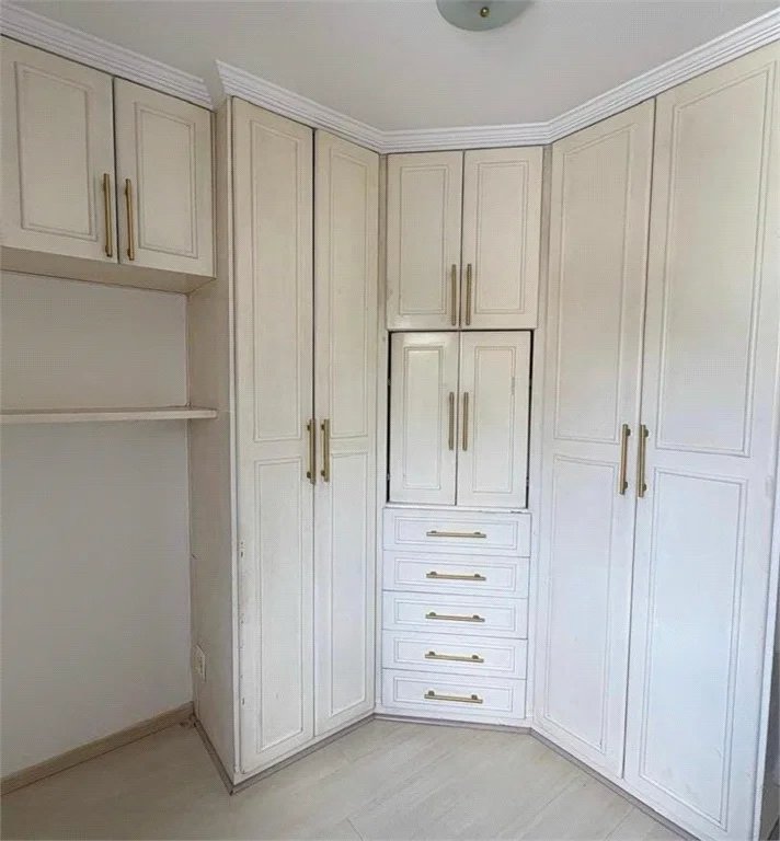 Apartamento à venda com 3 quartos, sendo 1 suíte, em Vila Andrade, São Paulo, SP