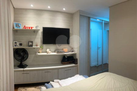 Apartamento à venda com 2 suítes em Parque Reboucas, São Paulo, SP