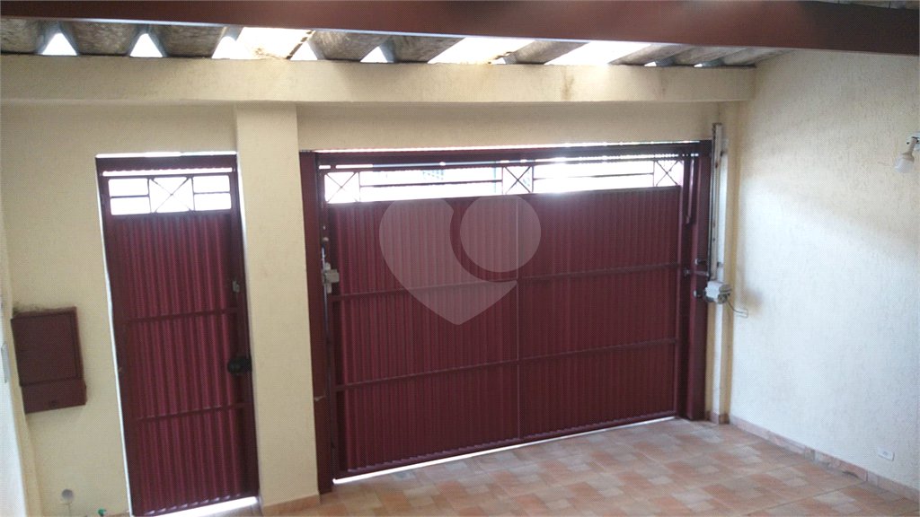 Sobrado à venda com 3 quartos, sendo 1 suíte,  em Parada Inglesa, São Paulo, SP
