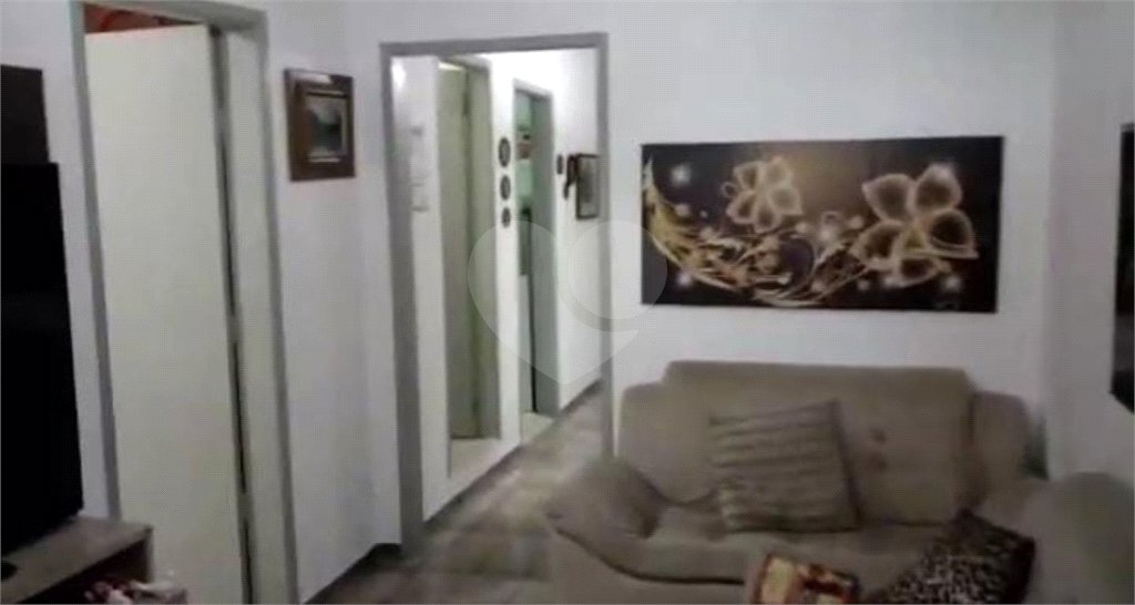 Casa Térrea à venda com 6 quartos em Jardim Rosana, São Paulo, SP