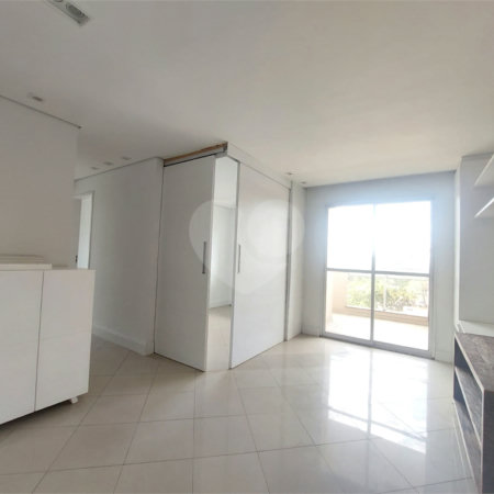 Apartamento à venda com 3 quartos, sendo 1 suíte,  em Vila Leopoldina, São Paulo, SP
