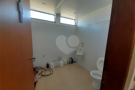 Galpão Industrial no Jardim Tangará - 1.714,91 m² de Área Útil
