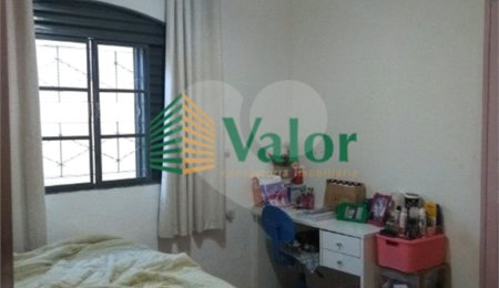 Casa à venda com 4 quartos, sendo 1 suíte,  em Jardim Beatriz, São Carlos, SP