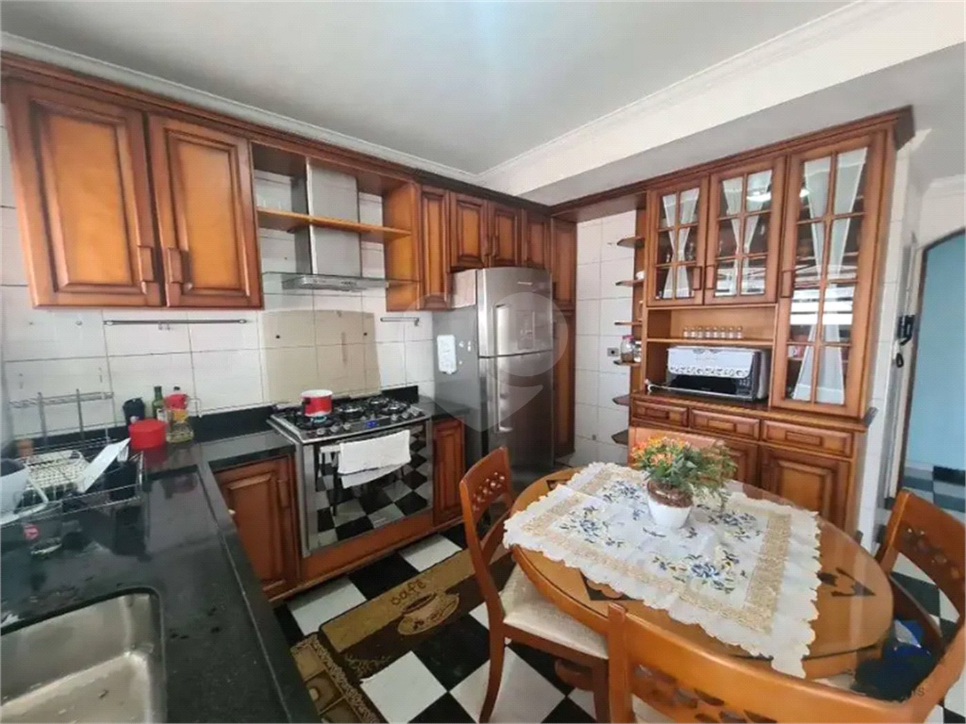 Sobrado com 4 Quartos e 4 banheiros à Venda -337 m² por R$ 850.,000 -- Jardim Vivan,-Jaraguá, São Paulo - SP