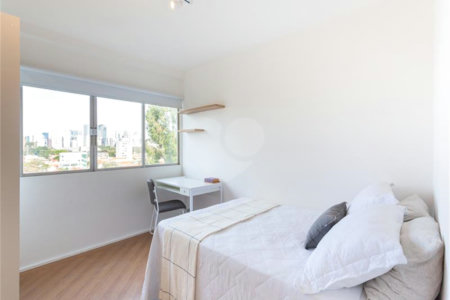 Apartamento à venda com 4 quartos, sendo 1 suíte, em Vila Olímpia, São Paulo, SP