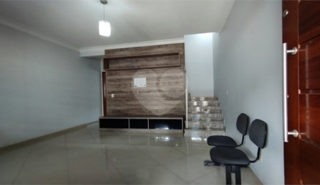 Sobrado à venda com 4 suítes em Vila Albertina, São Paulo, SP