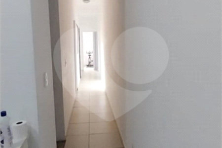 Sobrado à venda com 3 quartos, sendo 1 suíte,  em Jardim Regis, São Paulo, SP
