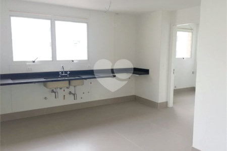 Apartamento à venda com 4 suítes em Higienópolis, São Paulo, SP