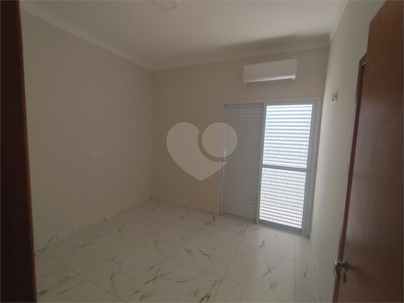 Casa Térrea para alugar com 3 suítes em Jardim Esplanada II, Indaiatuba, SP